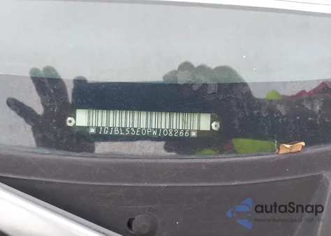 1993 Chevrolet Caprice Classic z USA, uszkodzony, nr VIN 1G1BL53E0PW108266